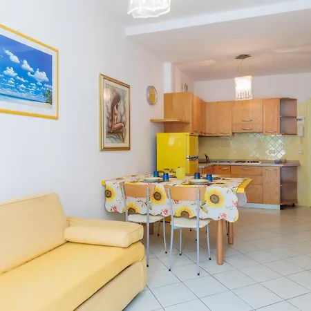 Beach! Fronte Mare - Piscina Park E Posto Inclusi Appartamento