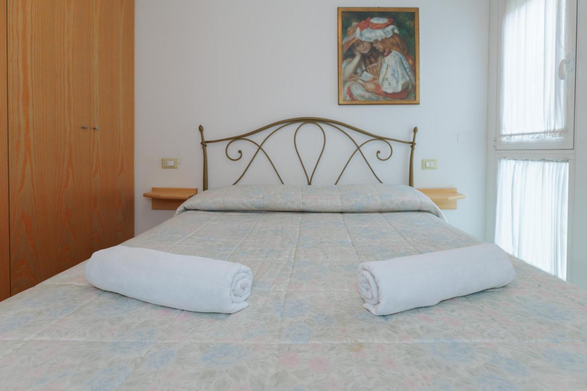 Appartamento Beach! Fronte Mare - Piscina Park E Posto Inclusi